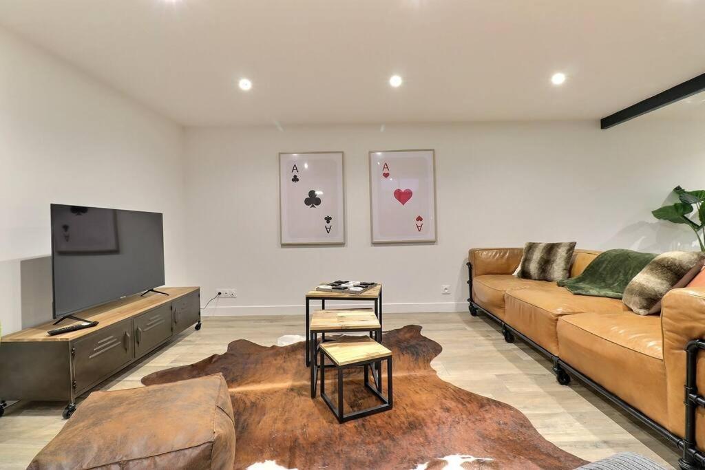 Loft Valence - Centre Apartment ภายนอก รูปภาพ