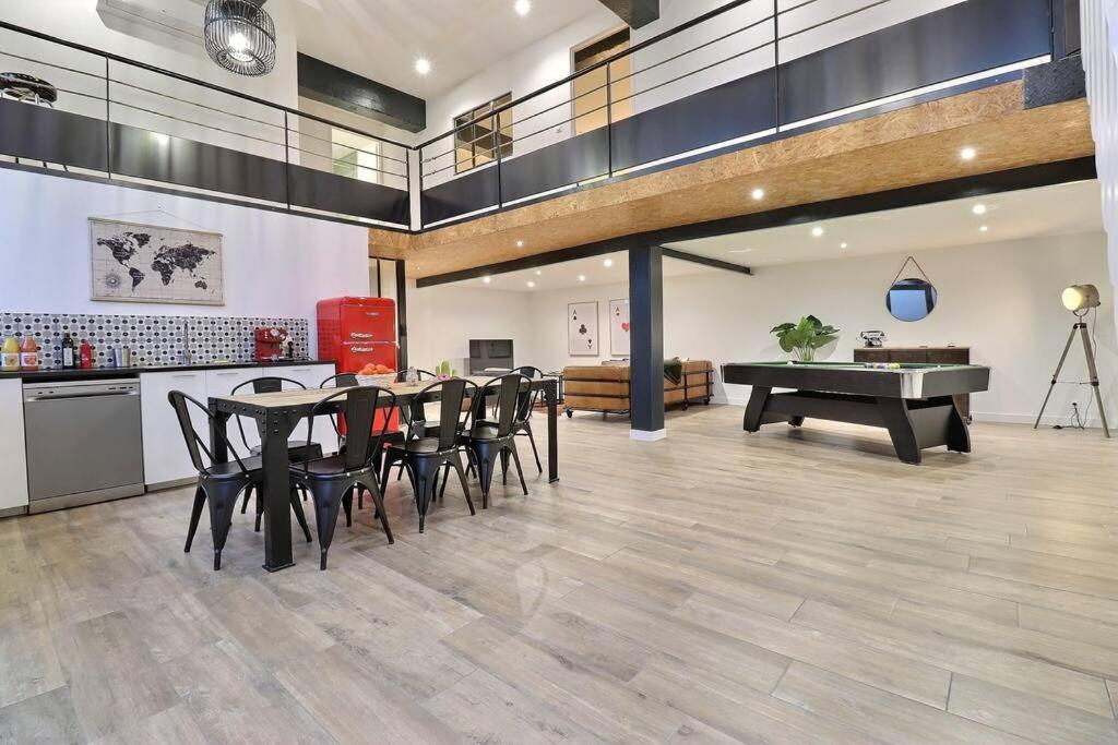 Loft Valence - Centre Apartment ภายนอก รูปภาพ